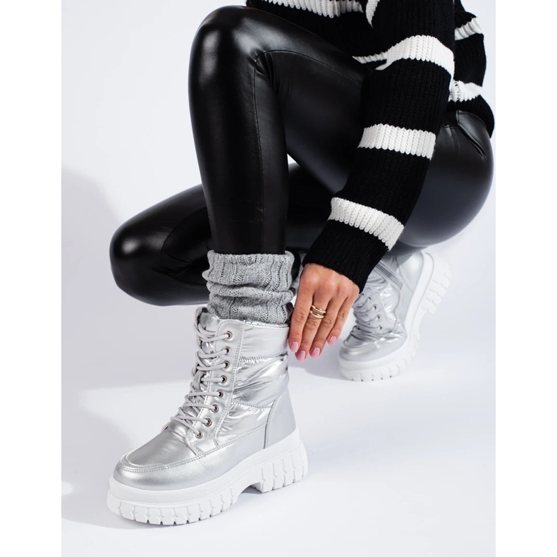 Srebrne śniegowce damskie ze sznurowaniem srebrny 1