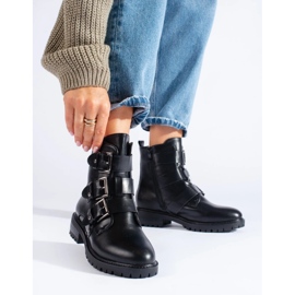 Ocieplane workery ze sprzączkami czarne 2