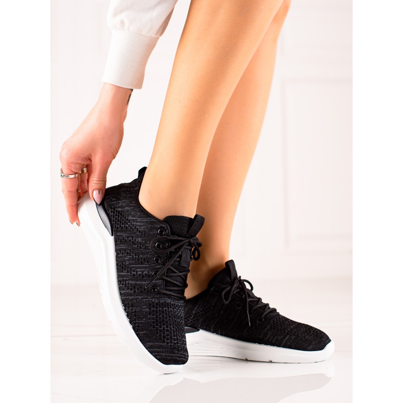 Lekkie Czarne Buty 2