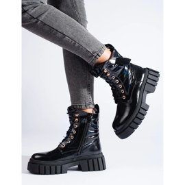 Czarne workery damskie na grubej podeszwie 1