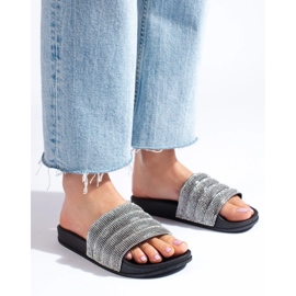 Czarne klapki z cyrkoniami Shelovet 2