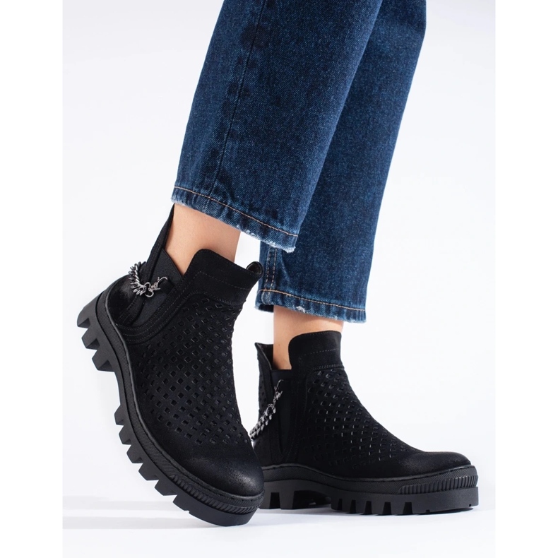 W. Potocki Zamszowe ażurowe botki damskie czarne Potocki 2