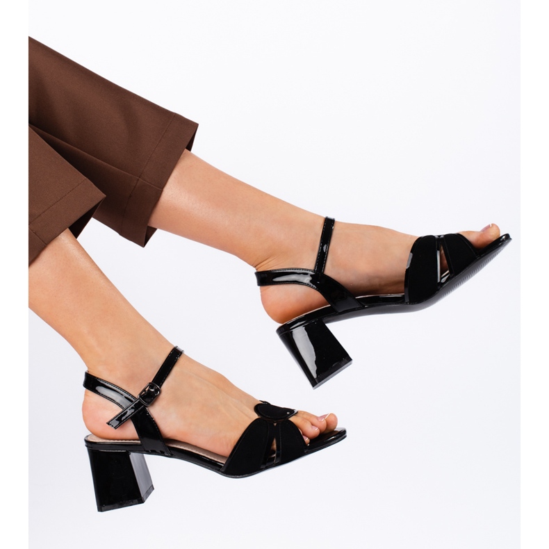 Goodin Lakierowane sandały damskie na obcasie czarne 2