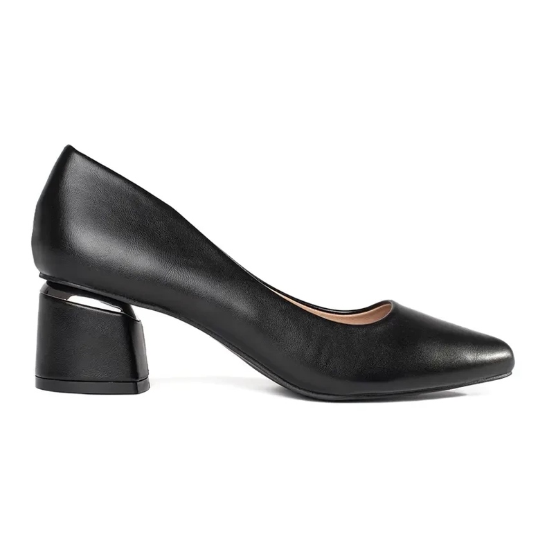 Czarne czółenka na obcasie 1