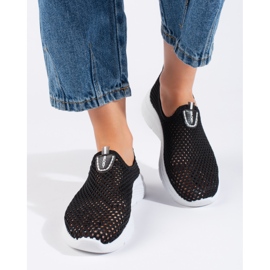 Ażurowe wsuwane czarne buty sportowe 2