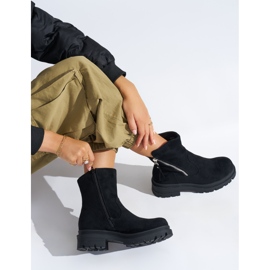 Czarne botki damskie z ozdobnym zamkiem 2