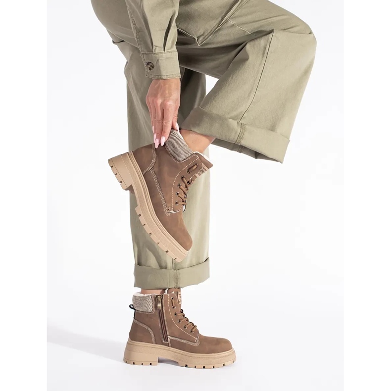 Brązowe ocieplane trapery damskie 1