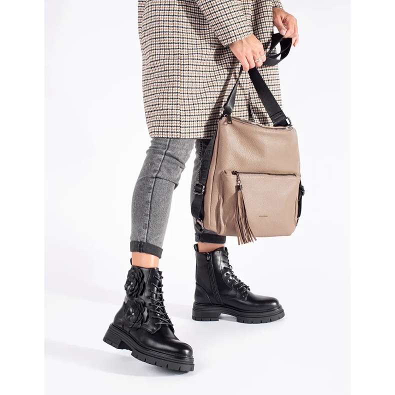 Seastar Czarne ocieplane workery z kwiatami 1