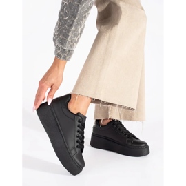 Czarne sneakersy na platformie 2