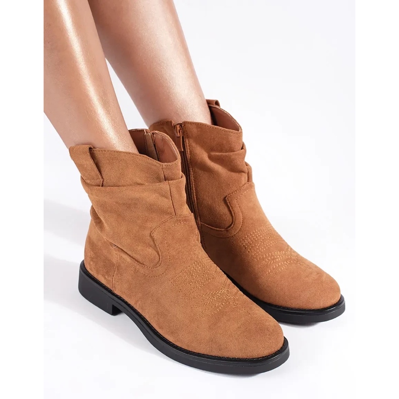 Brązowe zamszowe kowbojki damskie 2