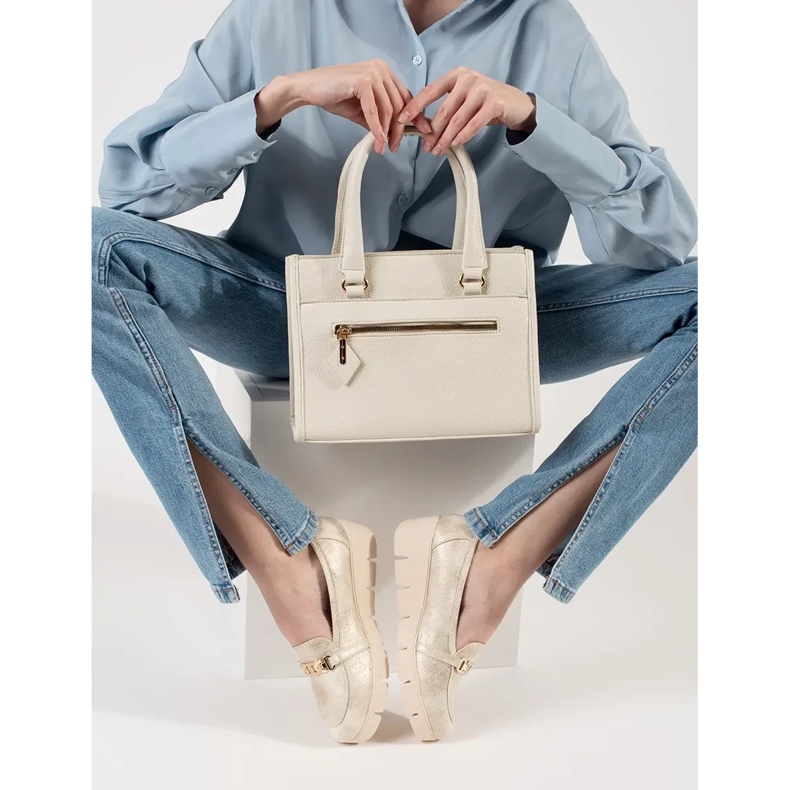 Goodin Złote mokasyny na koturnie z łańcuszkiem złoty 1