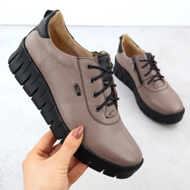 Skórzane półbuty damskie na koturnie khaki Helios 420 brązowe 1