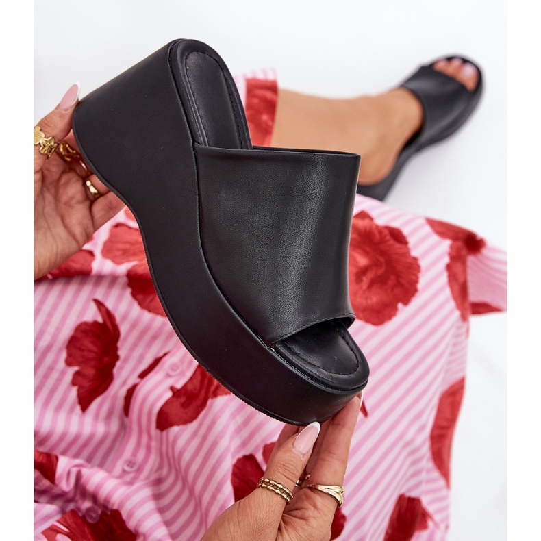 Eko Skórzane Klapki Damskie Na Platformie I Koturnie Czarne 1