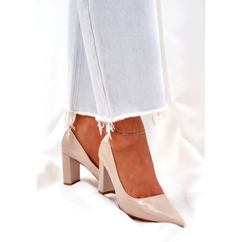 Seastar Lakierowane Czółenka Na Słupkowym Obcasie Beżowe beżowy 2