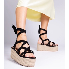 Czarne sandały espadryle na wysokiej platformie 2