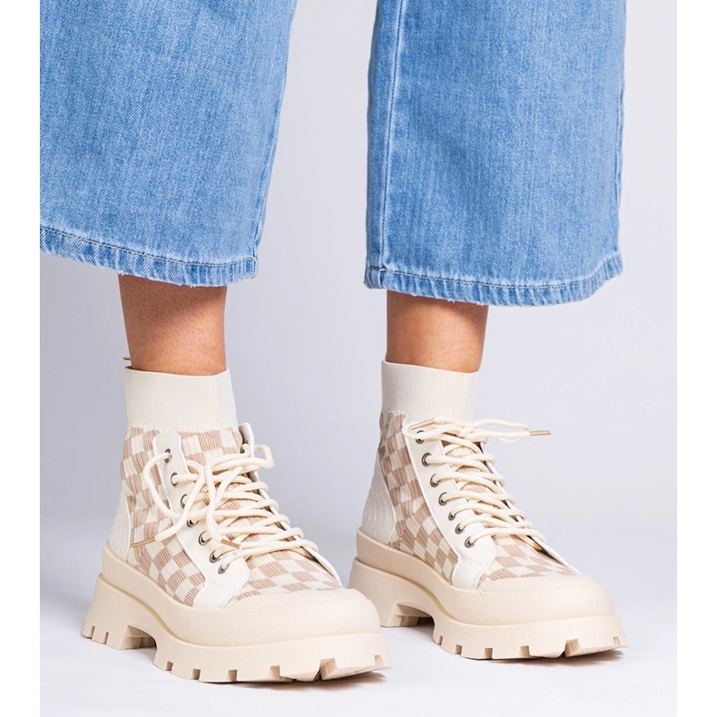 Beżowe botki trampki na platformie beżowy 1