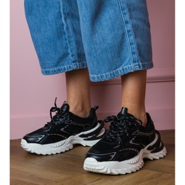 Czarne sneakersy sportowe na grubej podeszwie 1