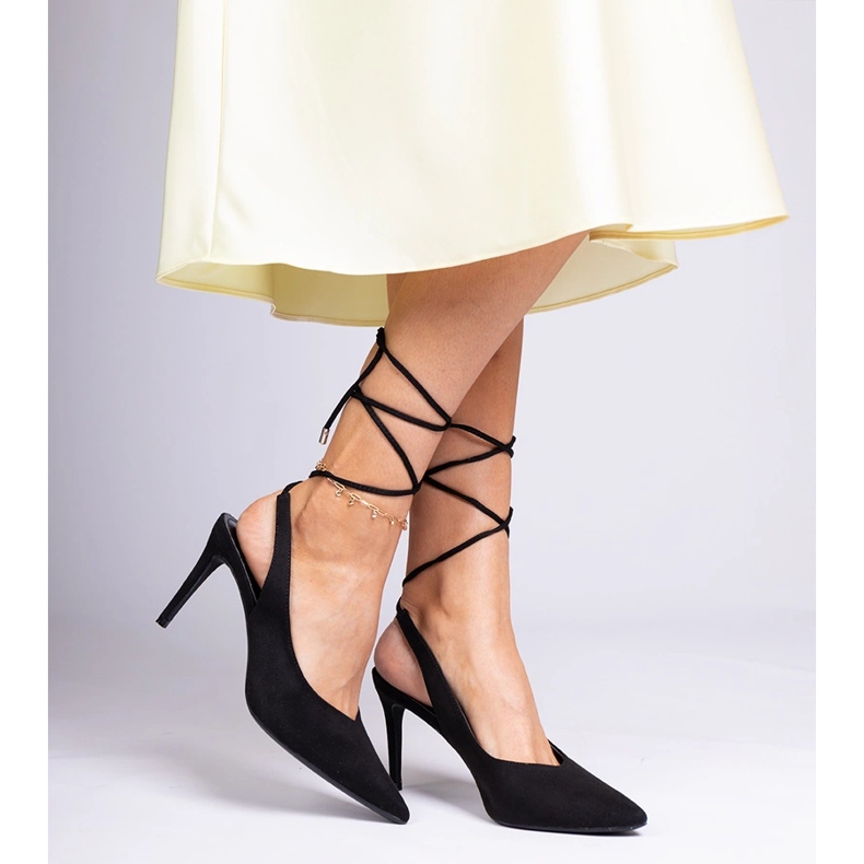 Czarne szpilki z odkrytą piętą 1