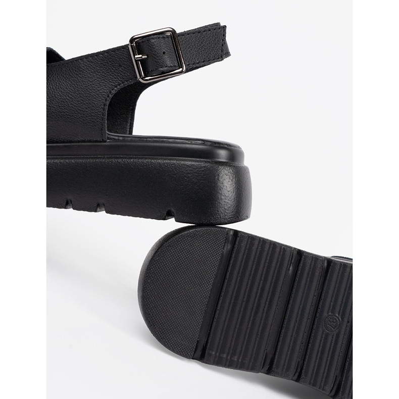 Goodin Czarne klasyczne sandały na platformie 1