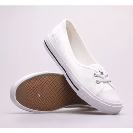 Trampki Lee Cooper W LCW-23-31-1791L białe 18