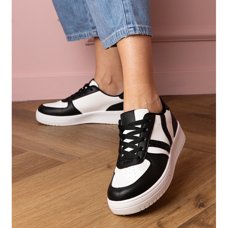 Czarne sneakersy trampki zdobione brokatem 2