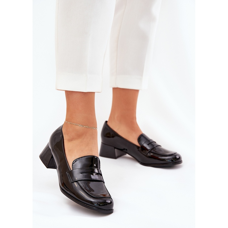 Lakierowane Czółenka Na Niskim Obcasie Czarne 1