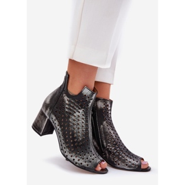 Skórzane Ażurowe Botki Maciejka 05420-01 Czarne 1