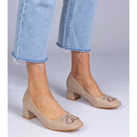 Brązowe czółenka na niskim obcasie z cyrkoniami 2