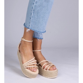 Beżowe sandały espadryle na platformie beżowy 1