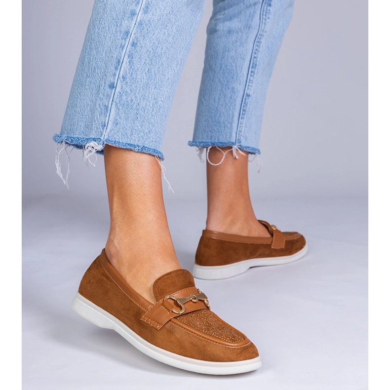 Brązowe mokasyny z ekozamszu z cyrkoniami 1