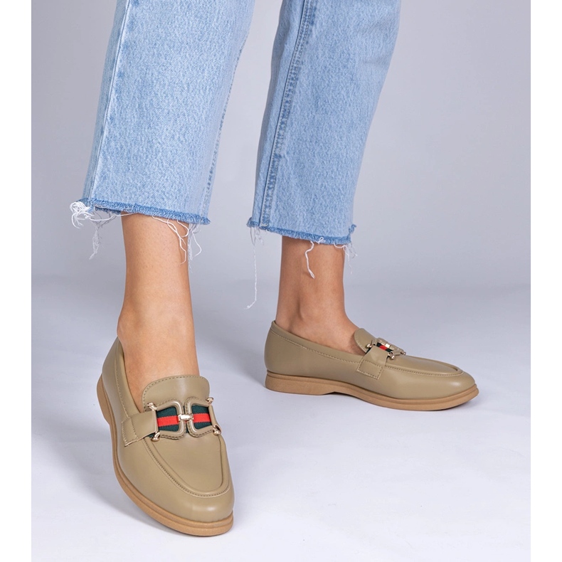 Zielone mokasyny z ekoskóry z ozdobą 1