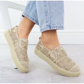 Espadryle damskie wsuwane z koronką beżowe Artiker 56C2127 beżowy 4