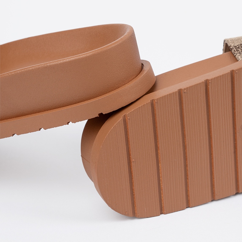 Seastar Brązowe klapki ze zdobieniem 1