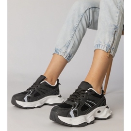 Czarne sneakersy sportowe na masywnej podeszwie 1