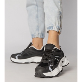 Czarne sneakersy sportowe na masywnej podeszwie 4
