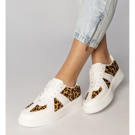 Biało-panterkowe sneakersy damskie białe 2