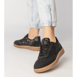 Czarne sneakersy damskie zdobione brokatem 4