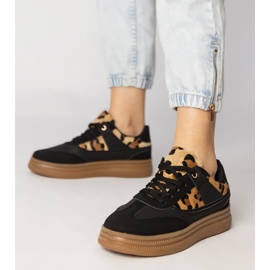 Czarne sneakersy z panterkowym dodatkiem 3