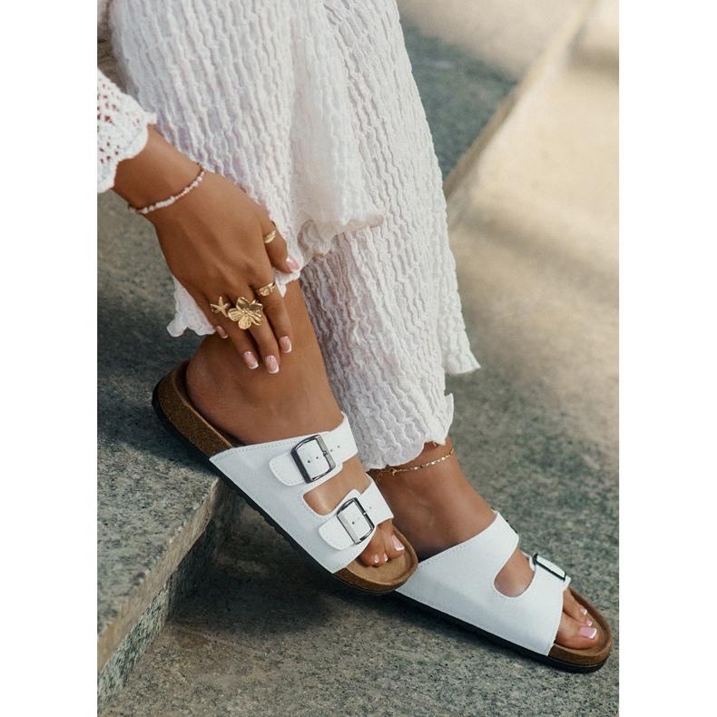 Evento Klapki Damskie Na Korkowej Platformie Z Klamrami Białe 2