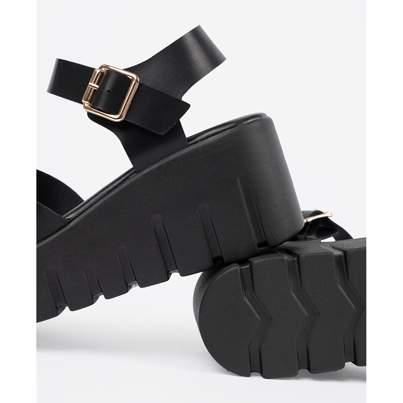 Seastar Sandały damskie czarne na wysokiej platformie 1