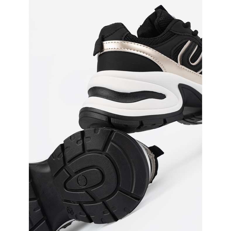 Czarne damskie sneakersy ze złotymi wstawkami 1