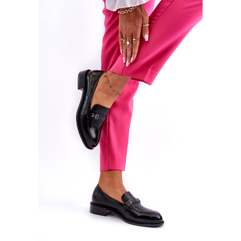 Vinceza Damskie lakierowane mokasyny czarne z ozdobą 3