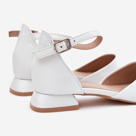 EVento Dziecięce Błyszczące Sandałki Na Niskim Obcasie Białe 1