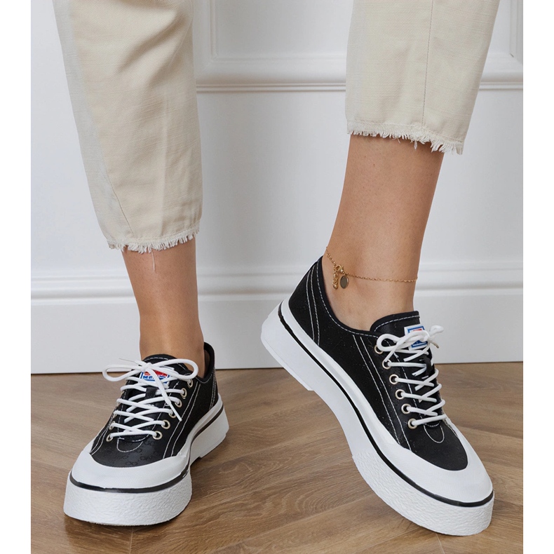 Czarne trampki damskie na platformie 2