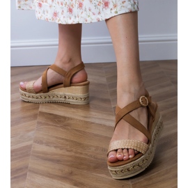 Brązowe sandały espadryle na koturnie 2