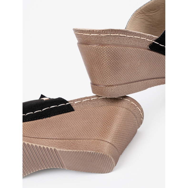 Goodin Damskie czarne klapki na platformie 2