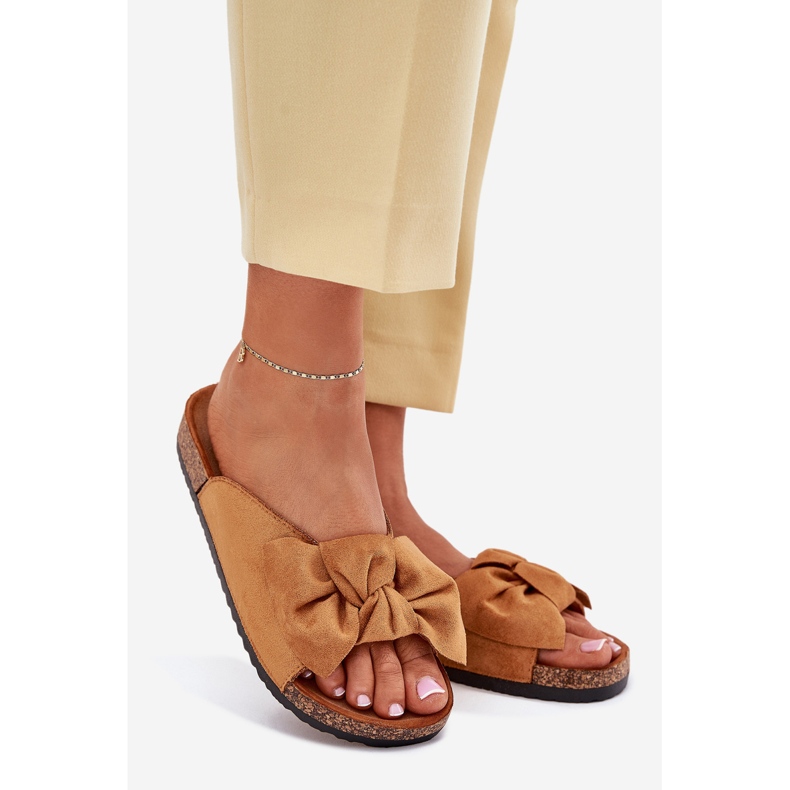 Klapki Damskie Na Korkowej Podeszwie z Kokardką Camel brązowe 1
