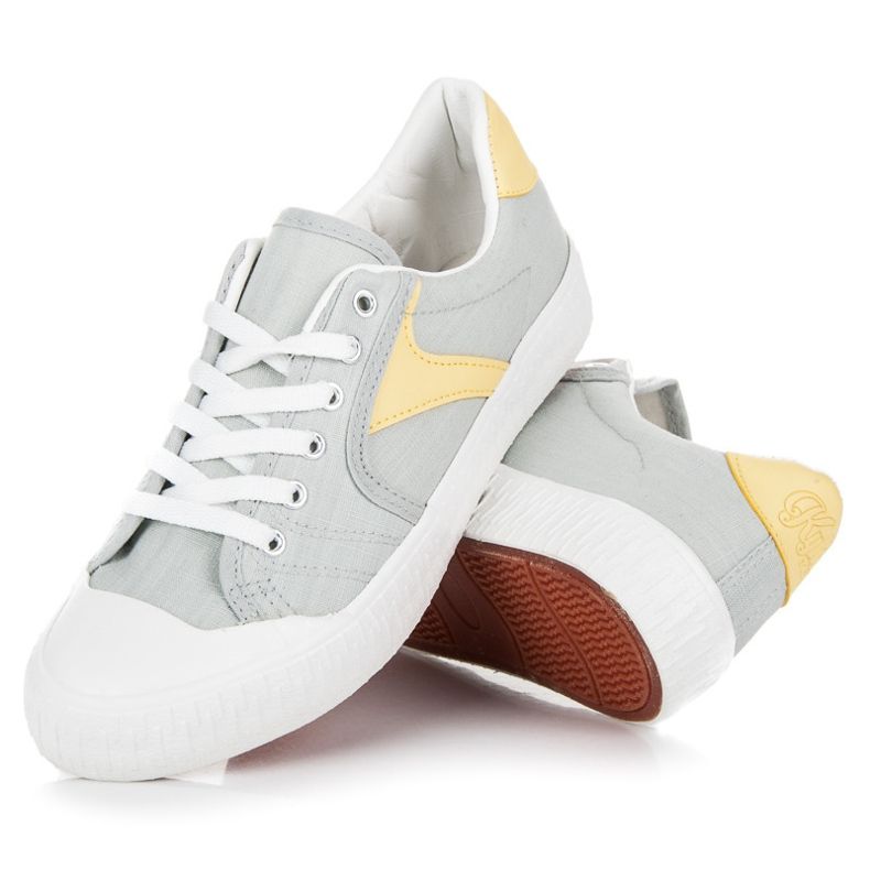 Kylie Szare Trampki 2