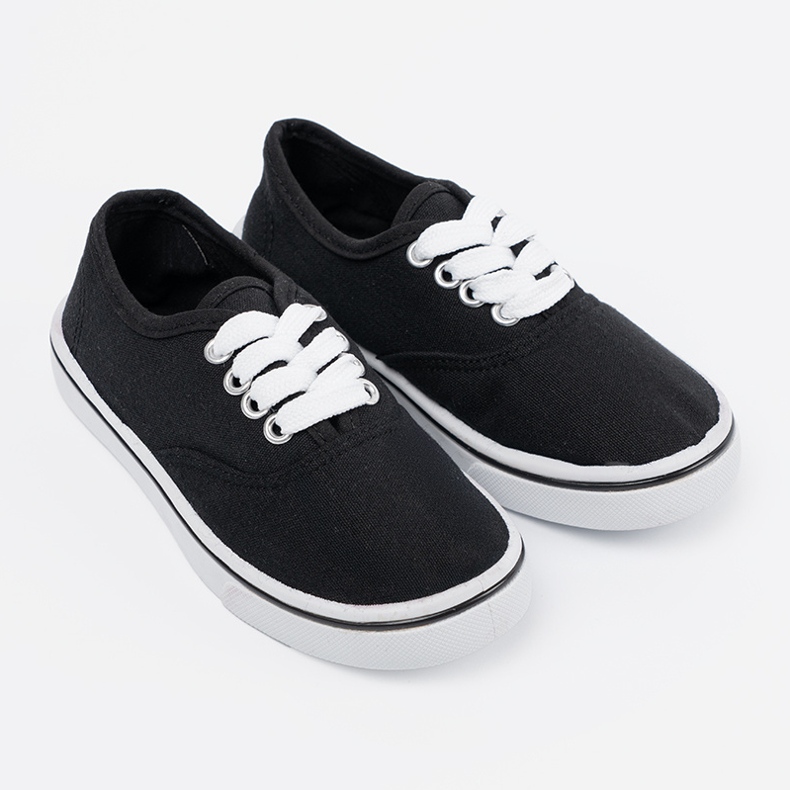 Klasyczne czarne trampki dziecięce 2