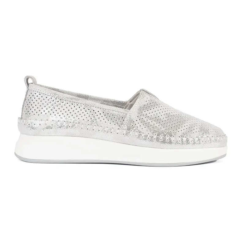 Goodin Srebrne półbuty ze skóry naturalnej srebrny 1